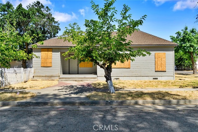 Detail Gallery Image 1 of 1 For 5863 Juanche Ave, Fresno,  CA 93668 - 3 Beds | 2 Baths