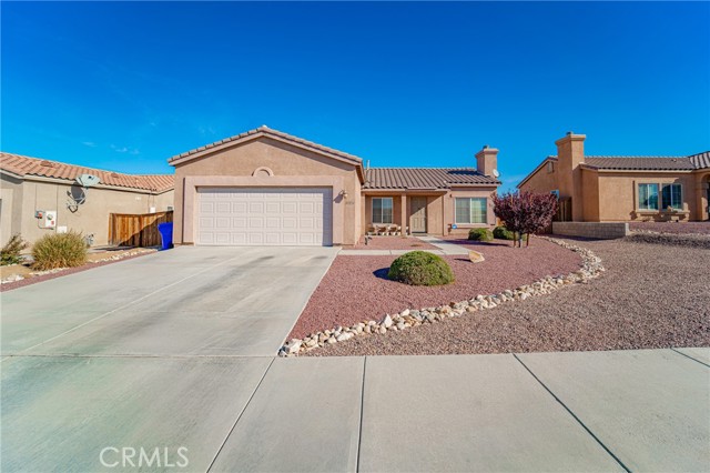 Detail Gallery Image 1 of 1 For 14924 Gloria Ln, Victorville,  CA 92394 - 3 Beds | 2 Baths