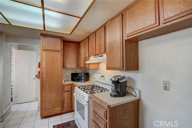 Detail Gallery Image 15 of 48 For 824 W Mariana St, Rialto,  CA 92376 - 4 Beds | 2/1 Baths