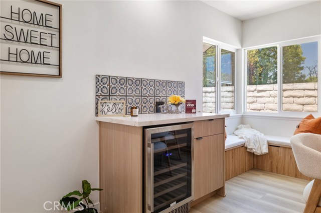 10217 Lemona Avenue, Mission Hills (San Fernando) CA: https://media.crmls.org/medias/386c53b9-1250-4845-8313-ac390be2687d.jpg
