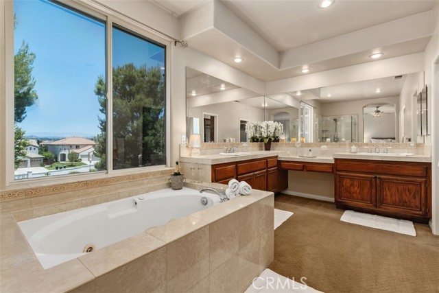32974 Anasazi Drive, Temecula CA: https://media.crmls.org/medias/386d22af-c3ac-4b72-9178-c3b2c00360e9.jpg