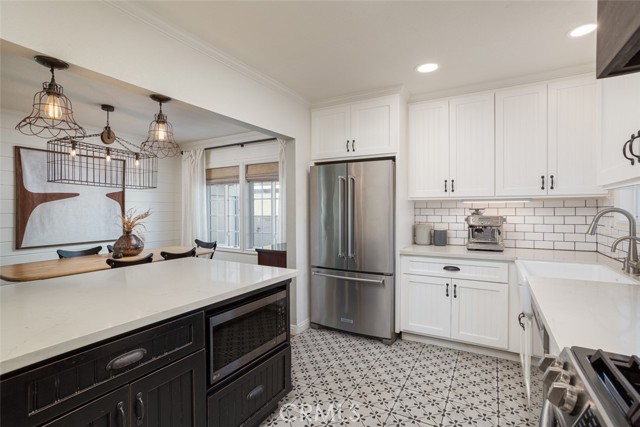 Detail Gallery Image 12 of 32 For 4852 Castana Ave, Lakewood,  CA 90712 - 3 Beds | 2 Baths