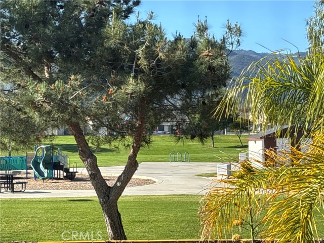 Detail Gallery Image 4 of 4 For 856 Jonliere, Corona,  CA 92882 - 5 Beds | 3 Baths