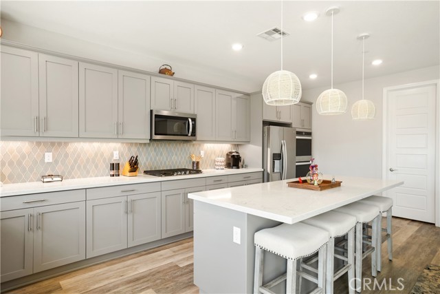 29146 Dallas Circle, Winchester CA: https://media.crmls.org/medias/386e5849-cb6c-434a-937c-cd769640c618.jpg