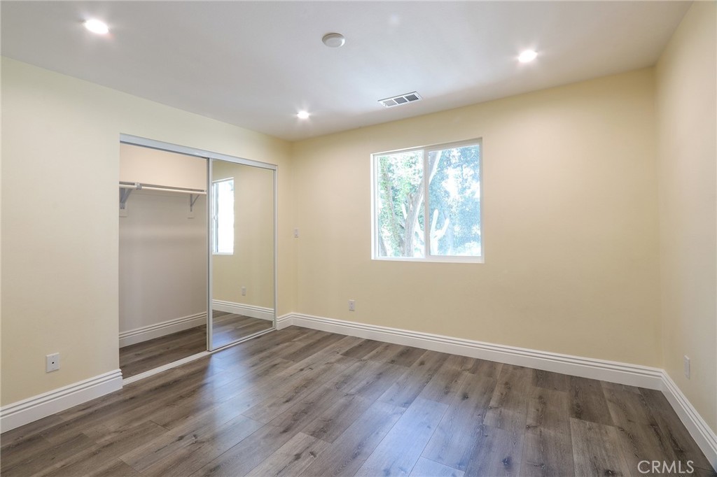 MLS #WS25113083 image #53
