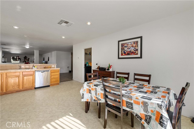 1810 E Jenner Street, Lancaster CA: https://media.crmls.org/medias/386eef30-5658-48b1-a074-0c43ea8c3b01.jpg
