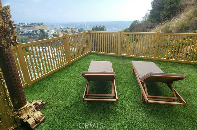 Detail Gallery Image 23 of 53 For 2189 B Sunset Plaza Dr, Los Angeles,  CA 90069 - 5 Beds | 6 Baths