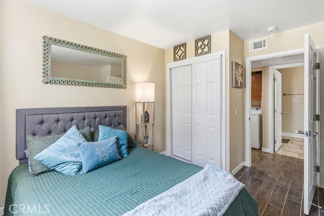 Detail Gallery Image 11 of 16 For 1265 Kendall #1015,  San Bernardino,  CA 92407 - 2 Beds | 2 Baths