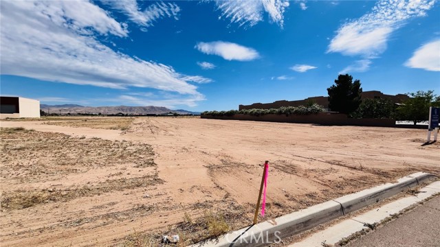 0 Powhatan Road, Apple Valley CA: https://media.crmls.org/medias/38712a3b-6efb-4cf8-aa64-415b25dc81f8.jpg