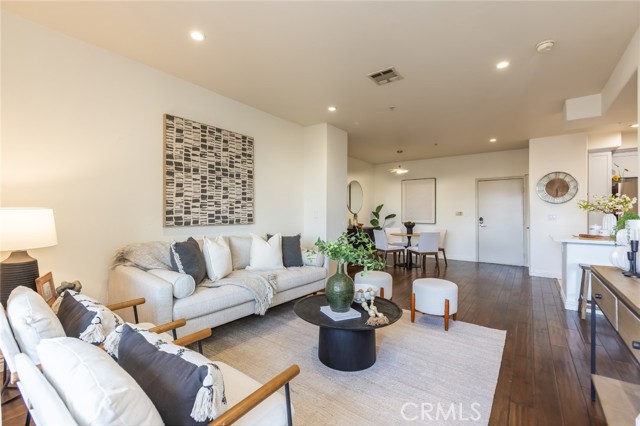 Detail Gallery Image 4 of 38 For 360 W Avenue 26 #133,  Los Angeles,  CA 90031 - 2 Beds | 2 Baths