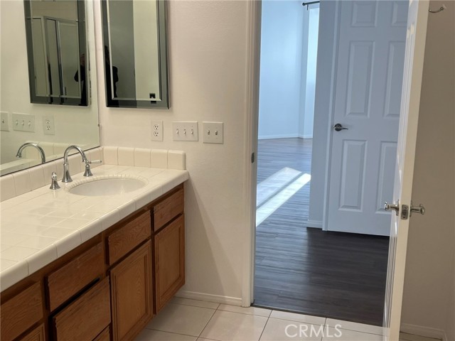 Detail Gallery Image 33 of 69 For 230 Lille Lane 212, Newport Beach,  CA 92663 - 2 Beds | 2 Baths