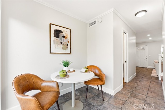 Detail Gallery Image 8 of 33 For 11960 Gloxinia, Fountain Valley,  CA 92708 - 2 Beds | 1/1 Baths