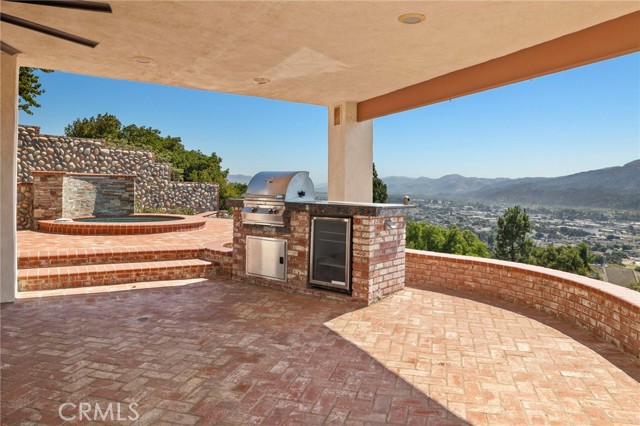 Detail Gallery Image 42 of 53 For 723 Regent Ct, Santa Paula,  CA 93060 - 4 Beds | 2/1 Baths