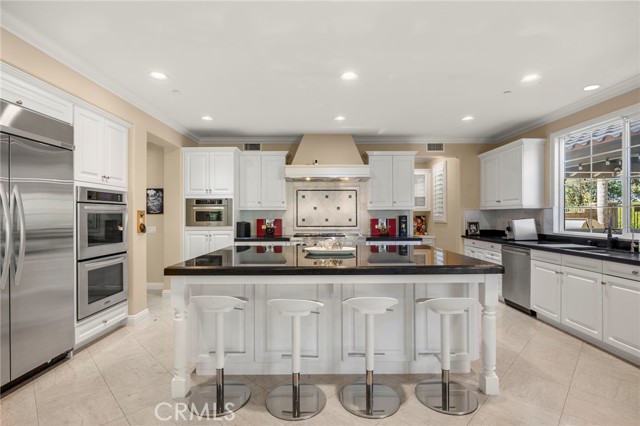 Detail Gallery Image 8 of 45 For 1009 Newhall Ter, Brea,  CA 92821 - 5 Beds | 5/1 Baths
