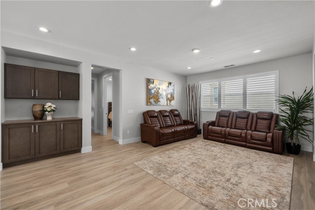 Image 13 of 33 For 20720 Liana Court