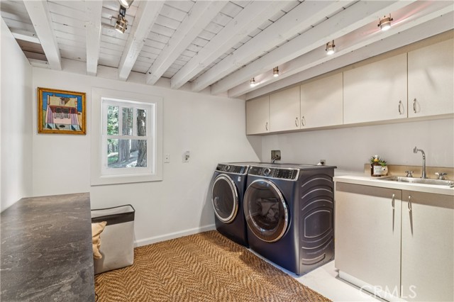 Detail Gallery Image 45 of 69 For 840 Coyote Walk, Lake Arrowhead,  CA 92352 - 4 Beds | 3 Baths