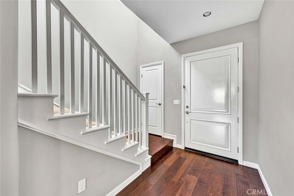 MLS #OC25248388 image #3