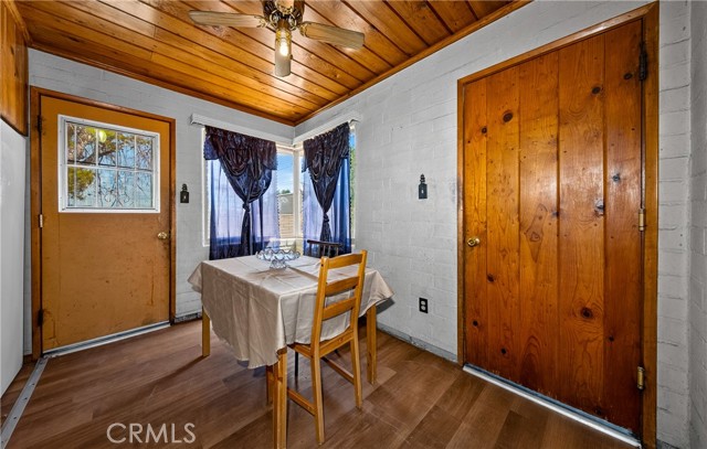 21798 Standing Rock Ave, Apple Valley, CA 92307 photo 8