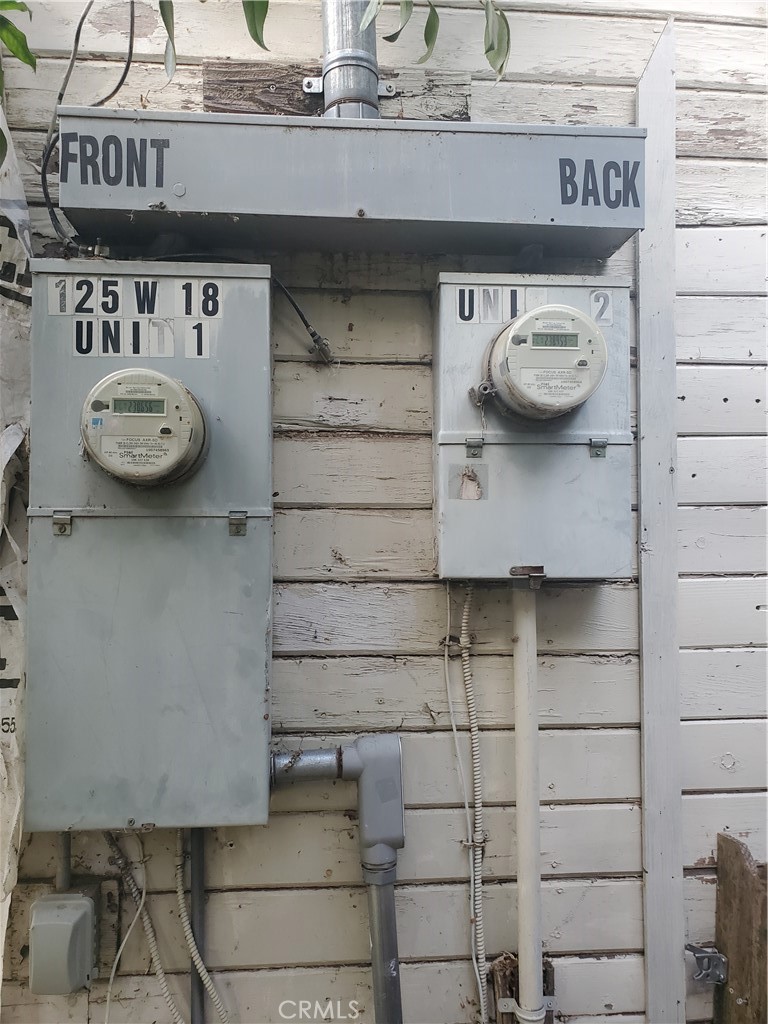 https://media.crmls.org/medias/38779652-0d25-49f1-b78d-2b3ac0acf751.jpg?preset=X-Large