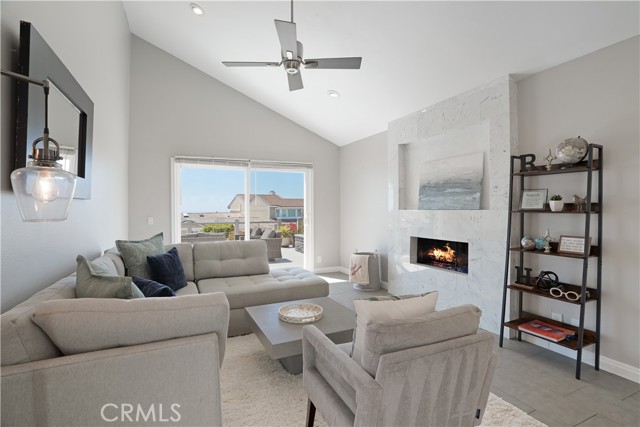 Detail Gallery Image 5 of 20 For 33601 via Corvalian #4,  Dana Point,  CA 92629 - 3 Beds | 2/1 Baths