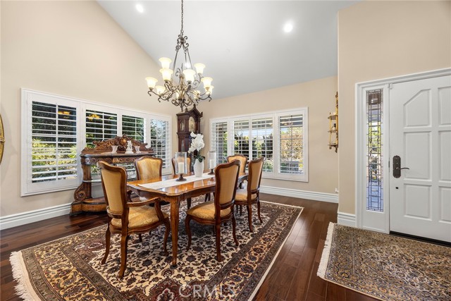 Detail Gallery Image 6 of 67 For 5571 Clover Hill, Yorba Linda,  CA 92886 - 6 Beds | 6/2 Baths