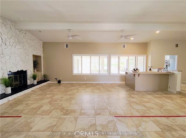 Detail Gallery Image 9 of 68 For 8528 Warwick Dr, Desert Hot Springs,  CA 92240 - 3 Beds | 2 Baths