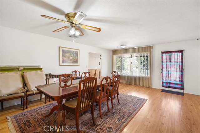 31919 FLORIDA Avenue, Mentone CA: https://media.crmls.org/medias/3879c43f-6eba-4857-b9f4-f93f01c48bb0.jpg