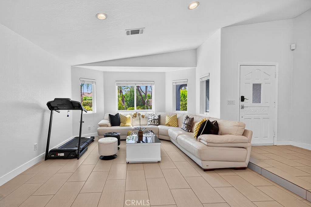 MLS #SR25227154 image #5