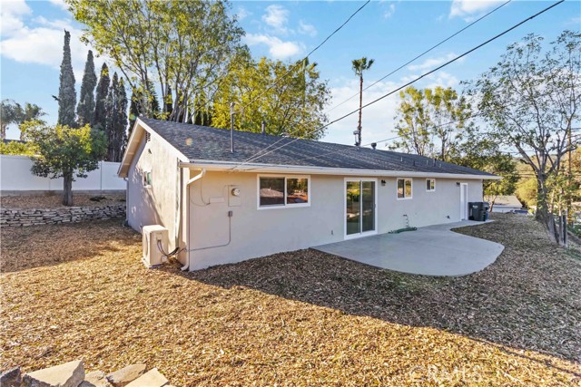 2453 Los Feliz, Thousand Oaks CA: https://media.crmls.org/medias/387abcd8-9b61-457d-9240-531a055bad68.jpg