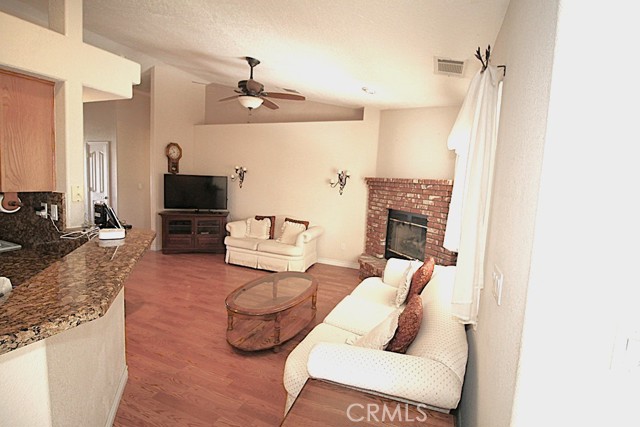 Detail Gallery Image 8 of 24 For 27241 Silver Lakes, Helendale,  CA 92342 - 3 Beds | 2 Baths