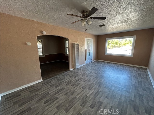 Detail Gallery Image 8 of 22 For 4555 Lincoln, Oroville,  CA 95966 - 4 Beds | 2 Baths