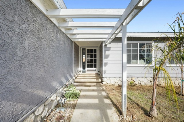 Detail Gallery Image 4 of 20 For 30257 Trellis Rd, Val Verde,  CA 91384 - 3 Beds | 2 Baths