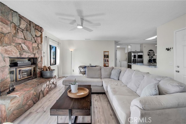 Detail Gallery Image 8 of 51 For 57920 Buena Vista Dr, Yucca Valley,  CA 92284 - 3 Beds | 2 Baths