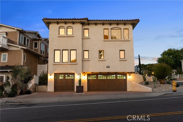 1699 Calle De Los Alamos, San Clemente CA: https://media.crmls.org/medias/387e1934-78cf-4417-81ef-389325faba93.jpg