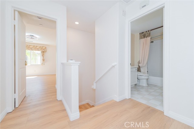 22 Arborside, Irvine CA: https://media.crmls.org/medias/387e1946-e396-4e6f-9cfc-bfef4cd6dabe.jpg