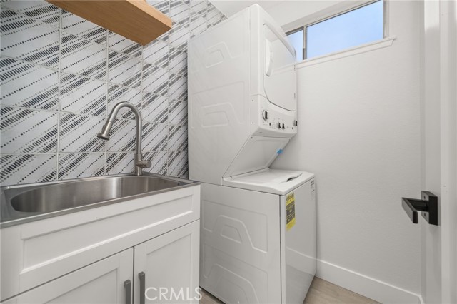 Detail Gallery Image 17 of 39 For 24362 via Santa Clara, Mission Viejo,  CA 92692 - 4 Beds | 3/1 Baths