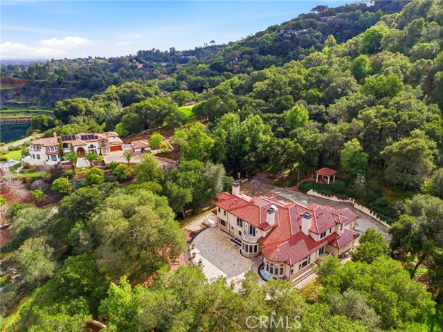 Detail Gallery Image 43 of 44 For 28080 Laura Ct, Los Altos Hills,  CA 94022 - 5 Beds | 7 Baths