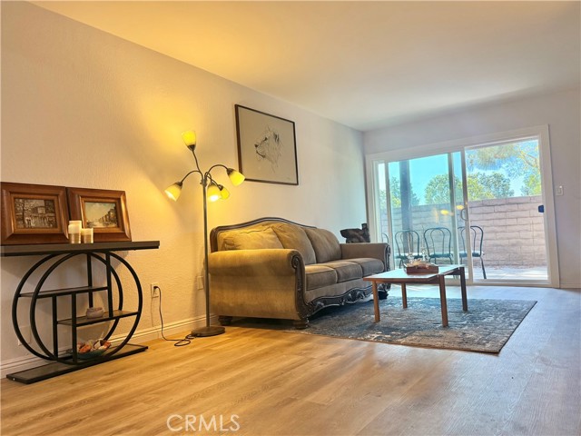 Front Image Thumbnail for CRPW26105437