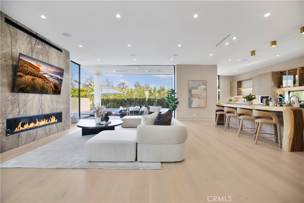 MLS #SR25274661 image #6