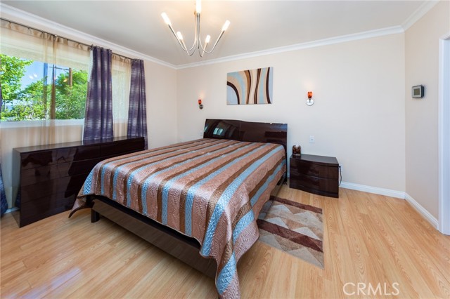 Detail Gallery Image 10 of 28 For 15137 Magnolia a,  Sherman Oaks,  CA 91403 - 3 Beds | 3 Baths