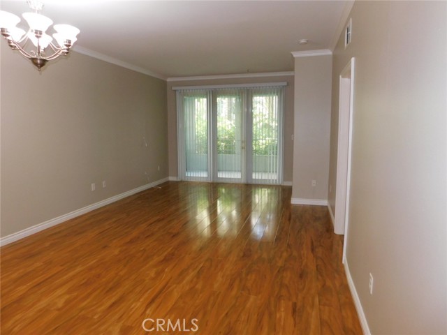 2253 Martin, Irvine CA: https://media.crmls.org/medias/38804a42-c9aa-4457-a6ba-90c8196469ce.jpg