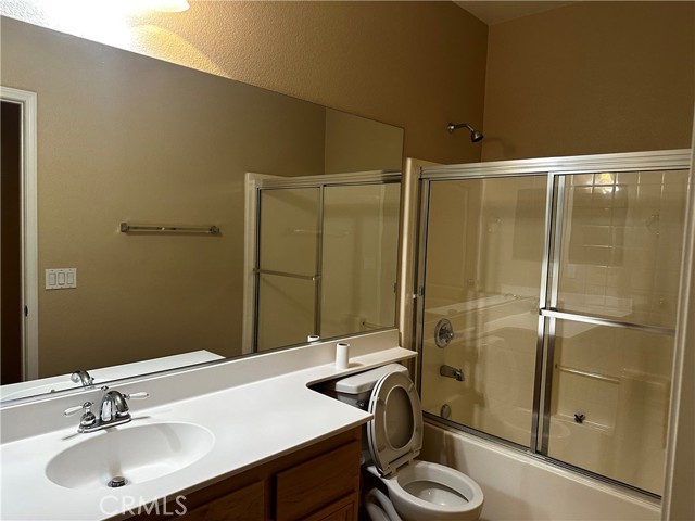 Detail Gallery Image 11 of 22 For 12605 Madrona St, Victorville,  CA 92394 - 3 Beds | 2 Baths