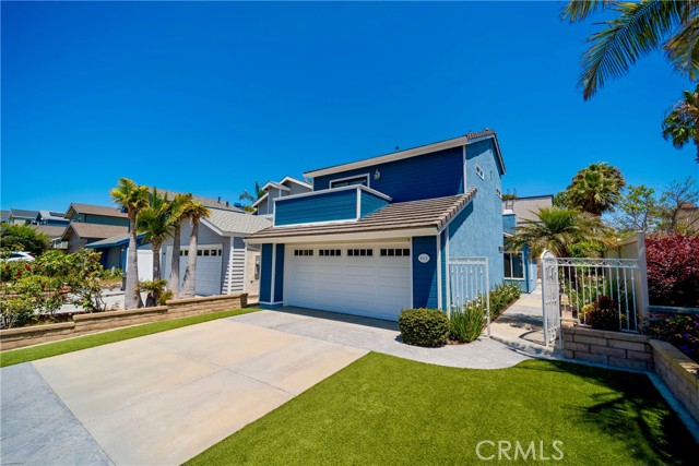 811 Oceanhill Drive, Huntington Beach CA: https://media.crmls.org/medias/3880b777-98bf-403f-8c16-b89424e878f1.jpg