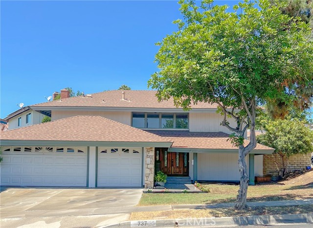 Detail Gallery Image 1 of 17 For 737 N 4th St, Montebello,  CA 90640 - 4 Beds | 3 Baths
