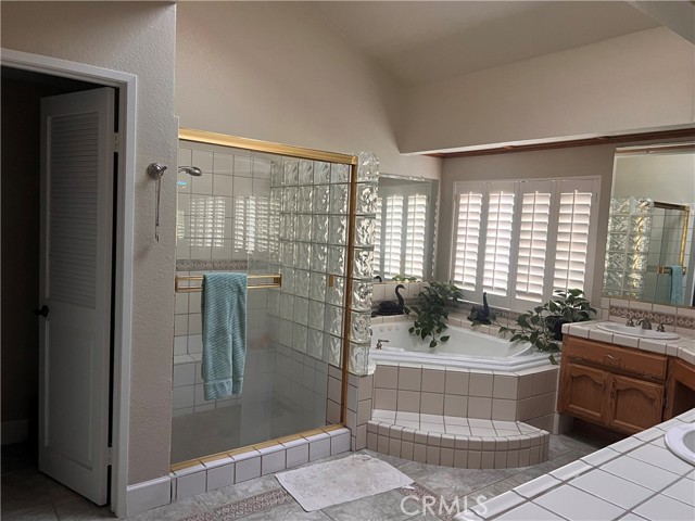 Detail Gallery Image 16 of 36 For 7158 Golden Vale, Riverside,  CA 92506 - 5 Beds | 3 Baths