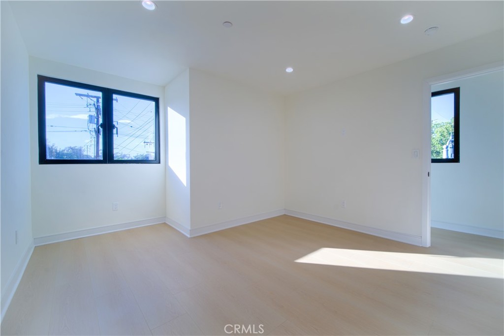 MLS #OC26160948 image #12