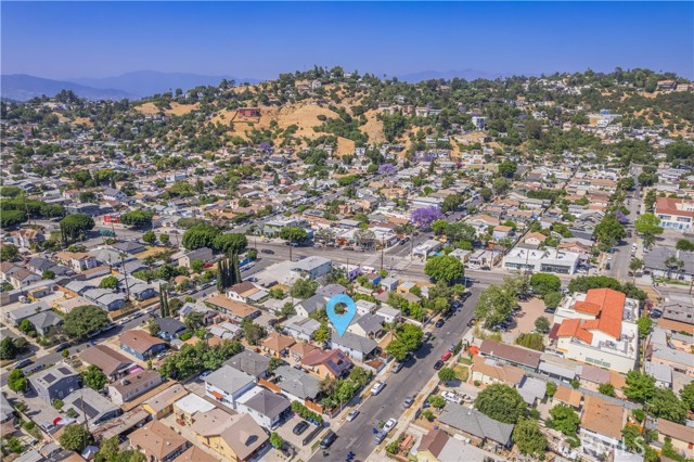 2653 Alice Street, Los Angeles CA: https://media.crmls.org/medias/38820f7f-762c-464d-9fba-ec0d421bd67c.jpg