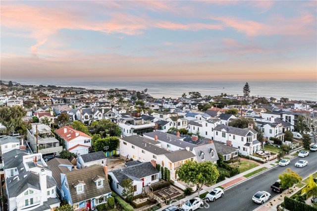 Detail Gallery Image 4 of 20 For 314 Orchid Ave, Corona Del Mar,  CA 92625 - 3 Beds | 3/1 Baths