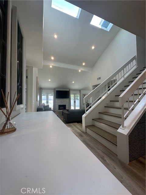 Detail Gallery Image 5 of 51 For 13 Blue Ridge, Irvine,  CA 92620 - 5 Beds | 3/1 Baths