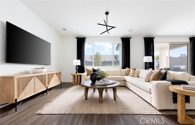 Front Image Thumbnail for CRIV26135724